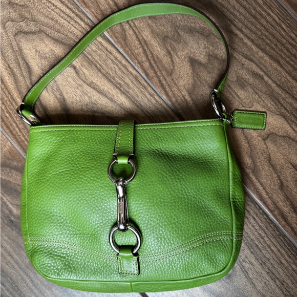 COACH Hampton Hobo 2008 - Picture 6 of 13